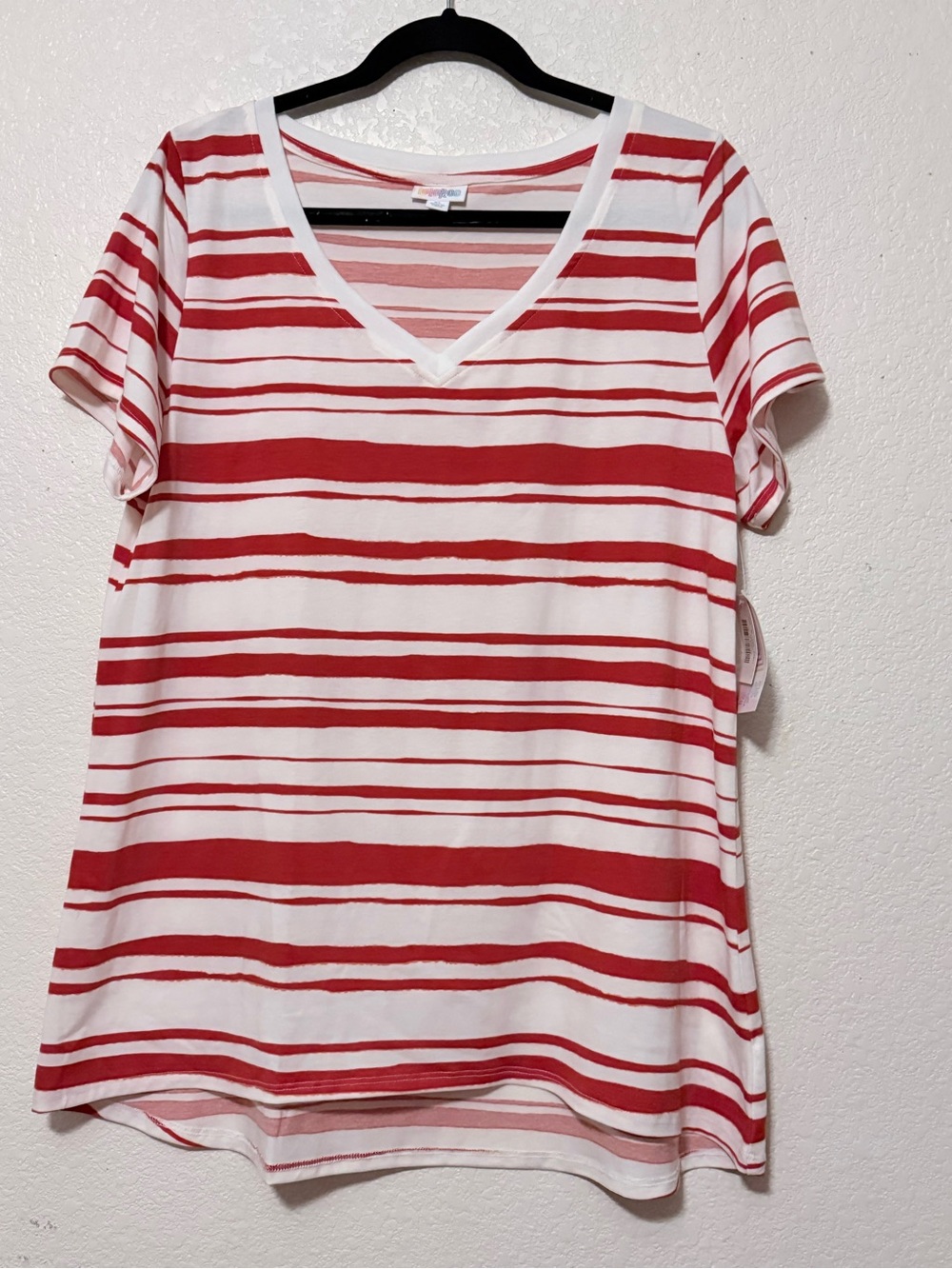 LuLaRoe Red and White Striped V-Neck Tee 0314